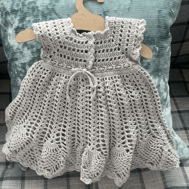 Dress 3-6 months in